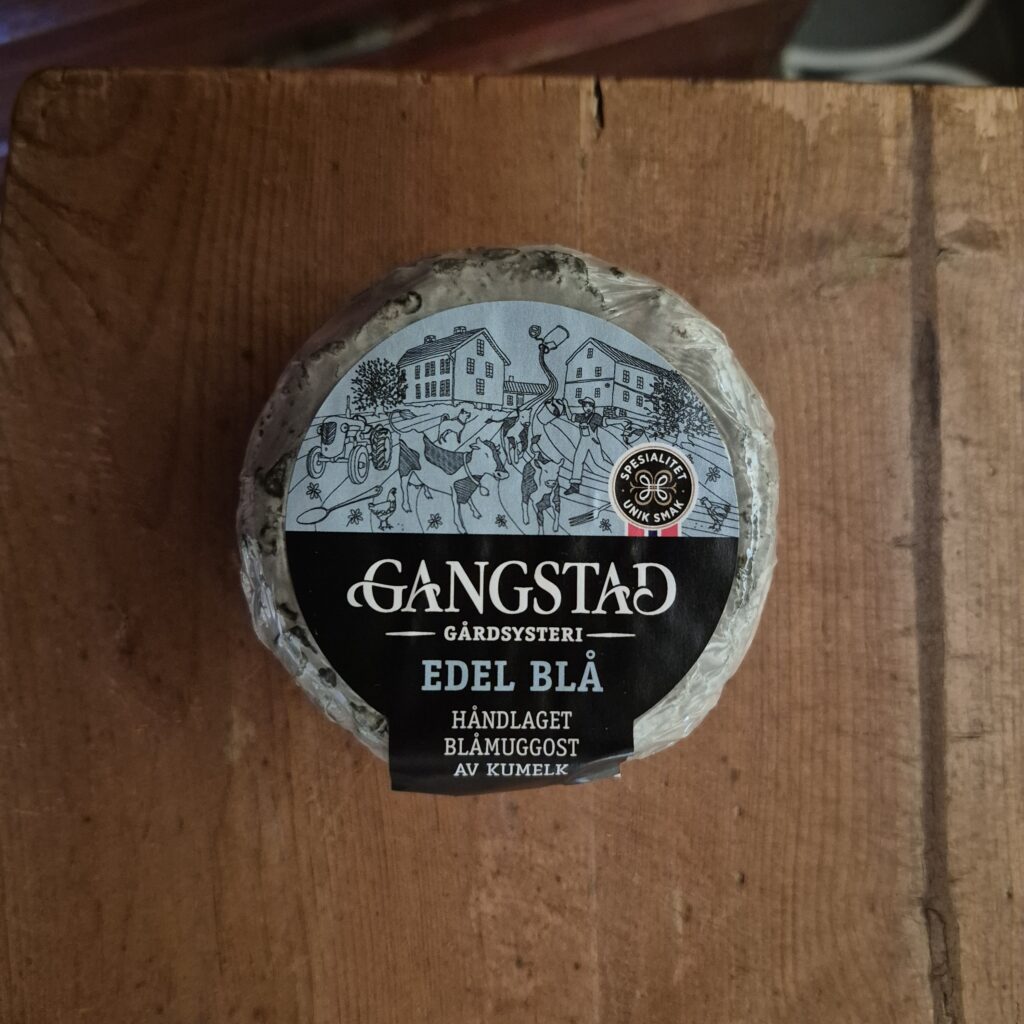 Edel blå i salg på Søberg Gård