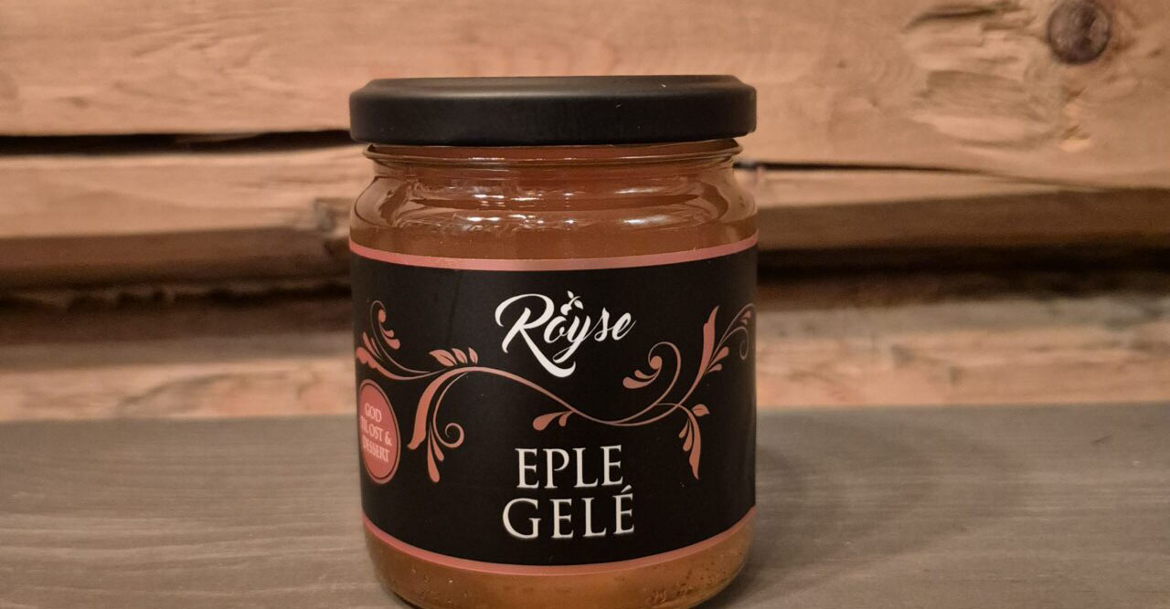 Røyse Bærpresseri produkt til salgs på Søberg gård