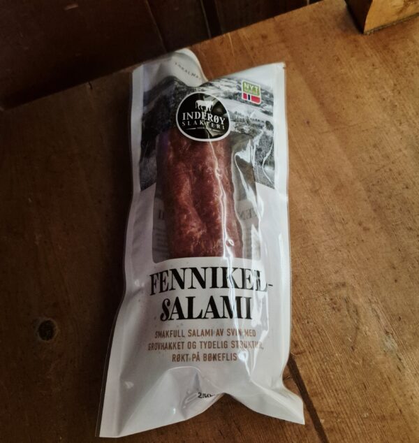 Fennikelsalami til salgs på Søberg Gård