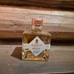 Økologisk kvitvineddik fra Aukrust Gard og Urteri