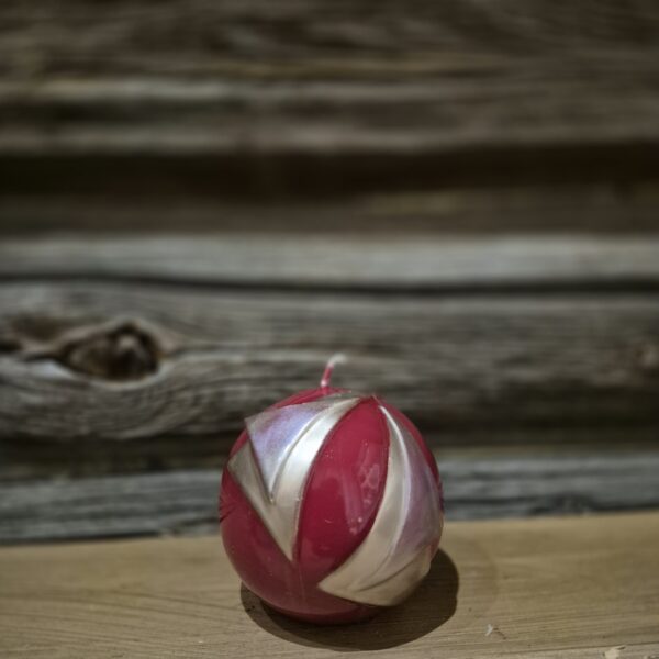 Kulelys rød trekant ø8